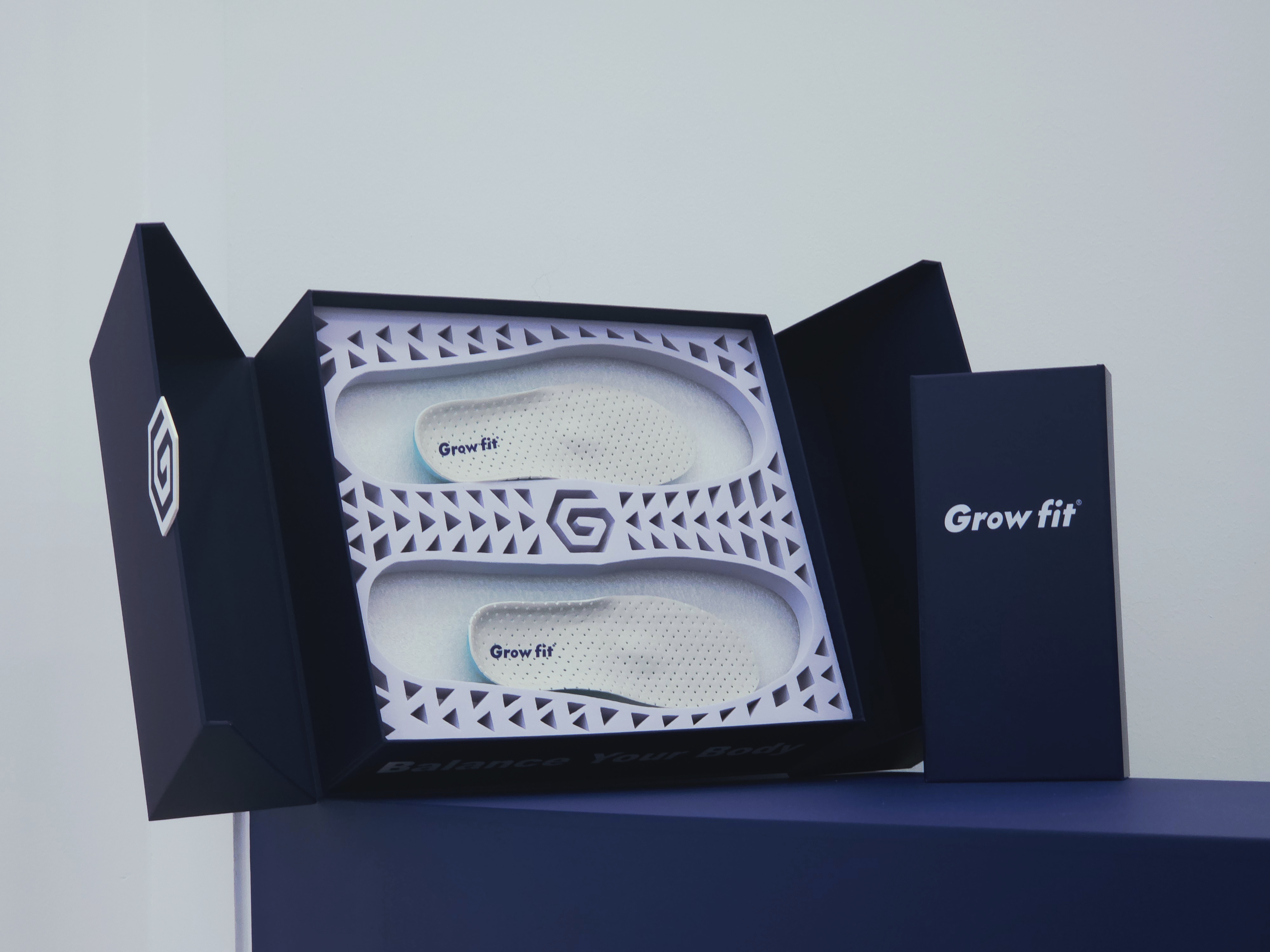 Growfit custom insole display case