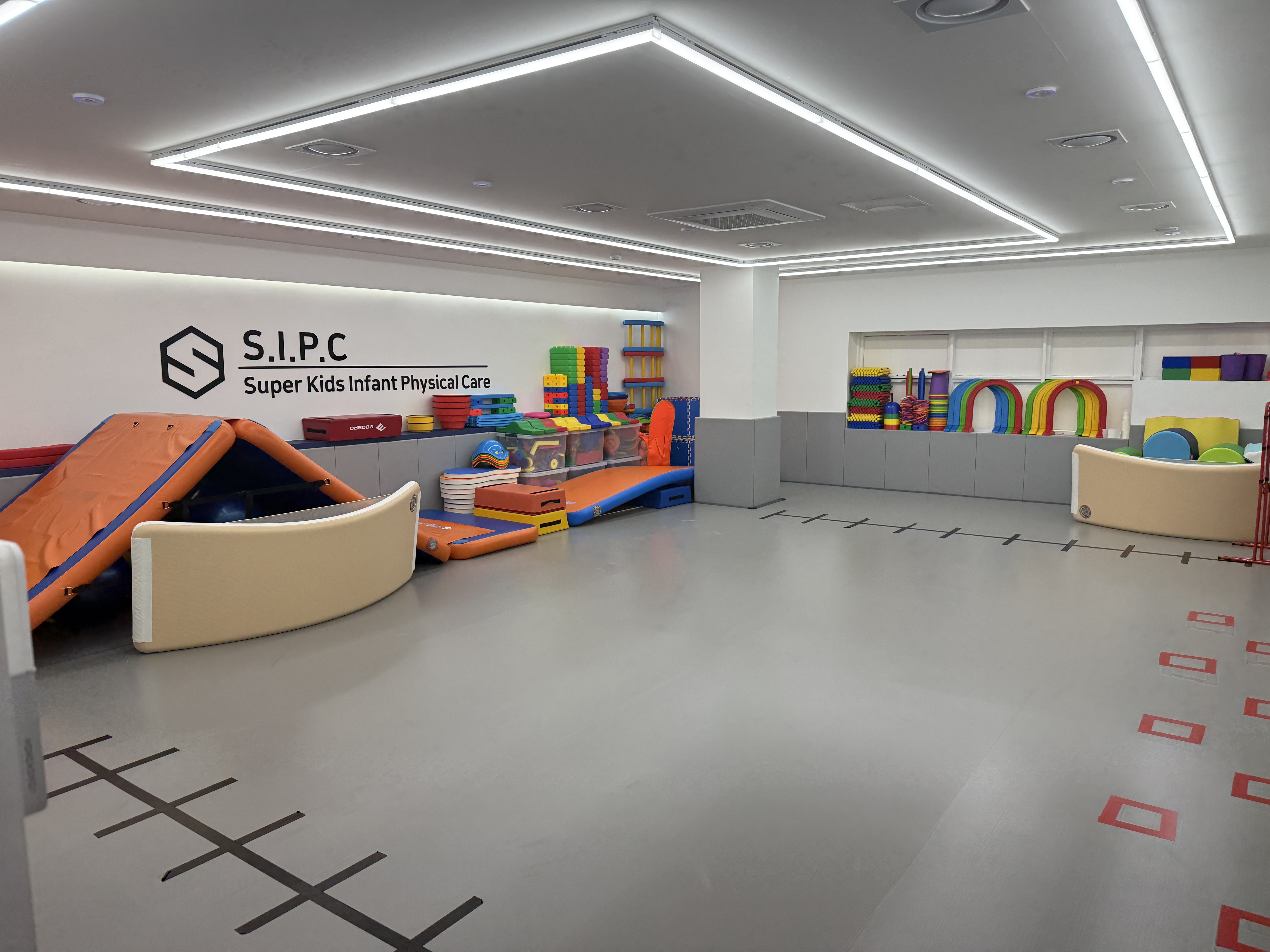 A SuperKids training center prepared for guided child movement programs